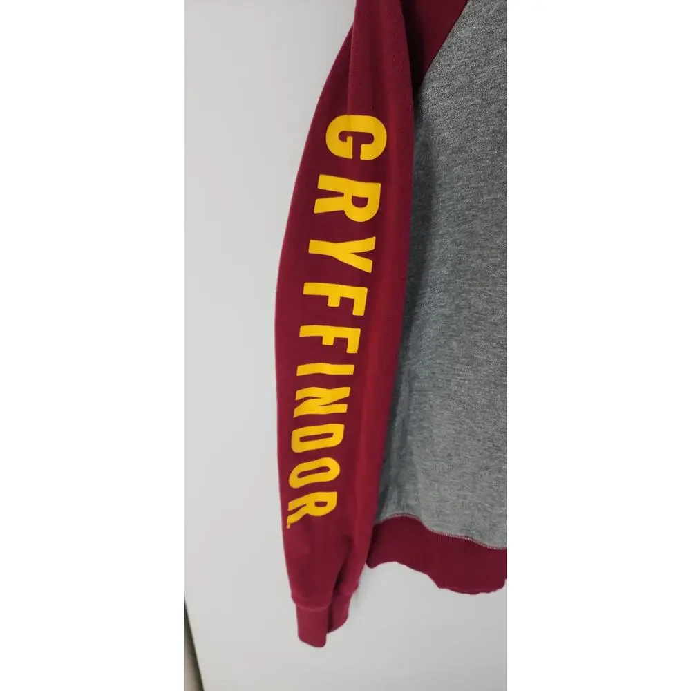 Universal Studios Wizarding World Harry Potter Gryffindor Sweatshirt Size S - Picture 2 of 6
